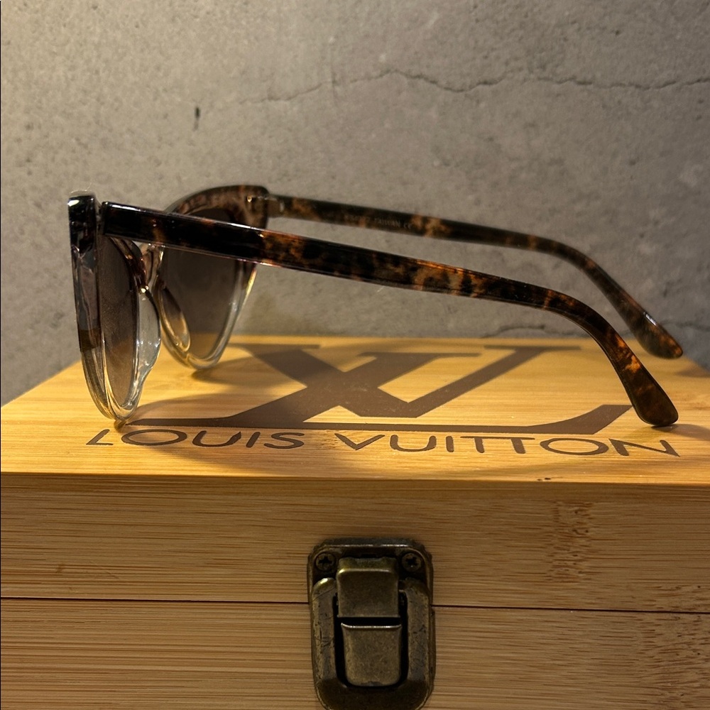 Tortoise Shell Cat-Eye Sunglasses - Picture 2 of 2